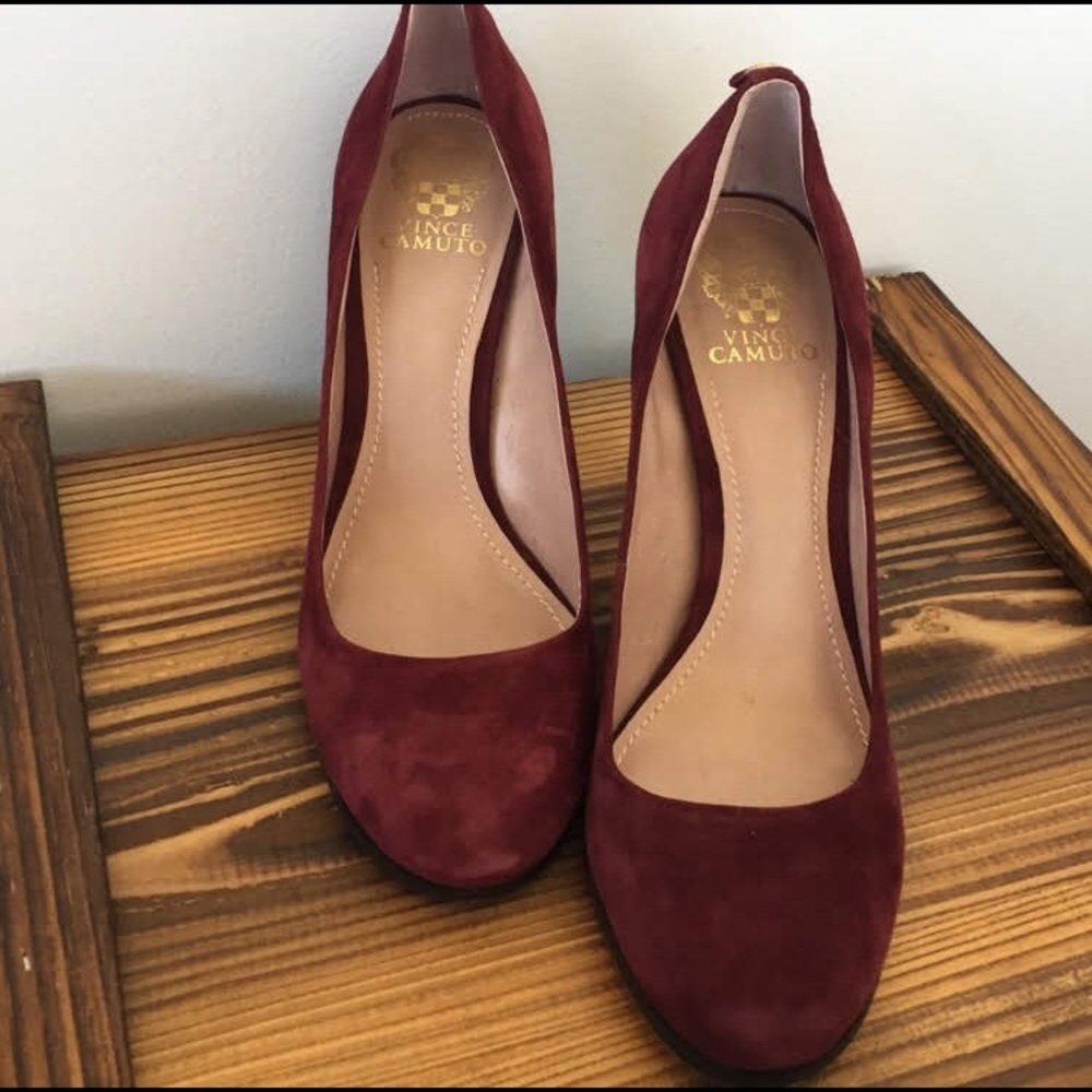 Vince Camuto Real Suede Burgundy New/Never Worn